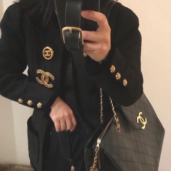 replik,replica,schmuck,1:1,beste,ohrringe,ring,Repliken 23/Chanel runde, doppelseitig gravierte Brosche replik,replica,schmuck,1:1,beste,ohrringe,ring,Repliken 23/Chanel runde, doppelseitig gravierte Brosche