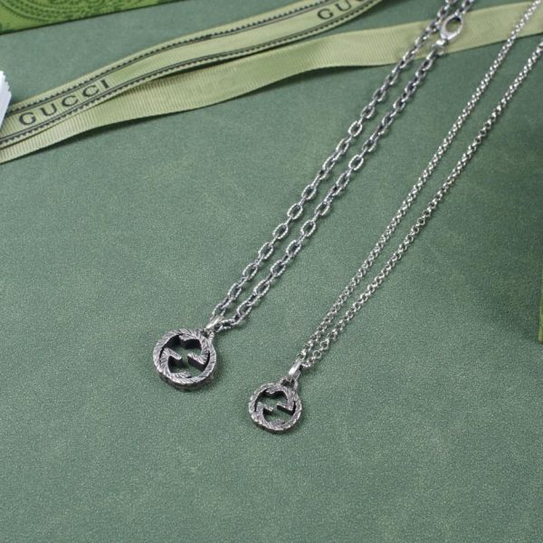 replik,replica,schmuck,1:1,beste,ohrringe,ring,Repliken Ineinandergreifende Gucci-Halskette mit doppeltem GG in Steinfarbe