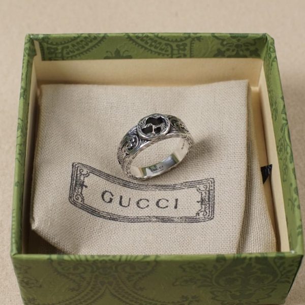 replik,replica,schmuck,1:1,beste,ohrringe,ring,Repliken Ineinandergreifender Gucci-Ring mit Ausschnitt und Doppel-G-Gravur