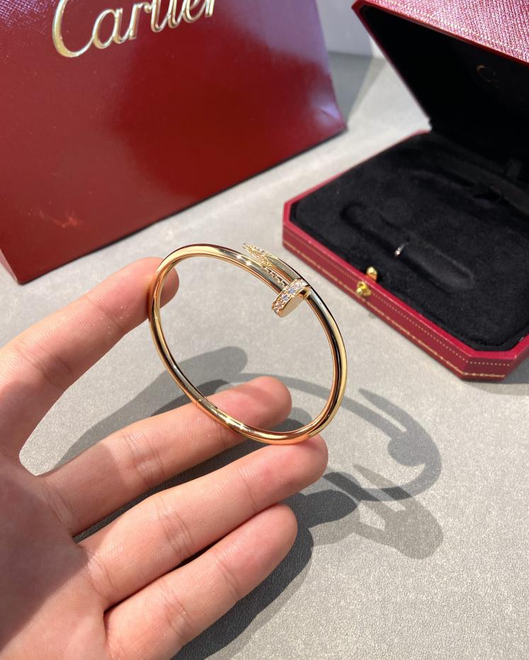 replik,replica,schmuck,1:1,beste,ohrringe,ring,Repliken Cartier-Diamantnagelarmband mit Kopf und Schwanz replik,replica,schmuck,1:1,beste,ohrringe,ring,Repliken Cartier-Diamantnagelarmband mit Kopf und Schwanz