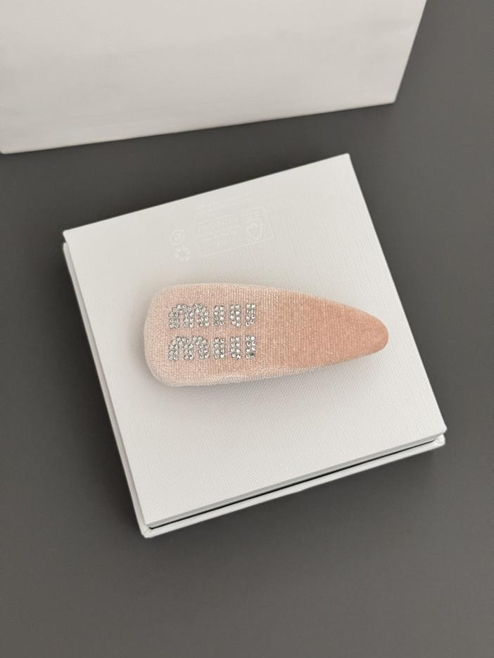replik,replica,schmuck,1:1,beste,ohrringe,ring,Repliken Bonbon-Haarspange von Miu Miu replik,replica,schmuck,1:1,beste,ohrringe,ring,Repliken Bonbon-Haarspange von Miu Miu