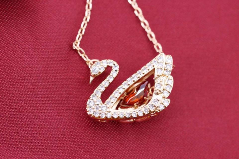 replik,replica,schmuck,1:1,beste,ohrringe,ring,Repliken Halskette mit Schlüsselbein von Swarovski replik,replica,schmuck,1:1,beste,ohrringe,ring,Repliken Halskette mit Schlüsselbein von Swarovski