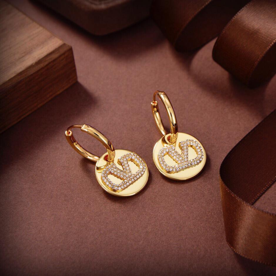 replik,replica,schmuck,1:1,beste,ohrringe,ring,Repliken Valentino-Ohrringe replik,replica,schmuck,1:1,beste,ohrringe,ring,Repliken Valentino-Ohrringe