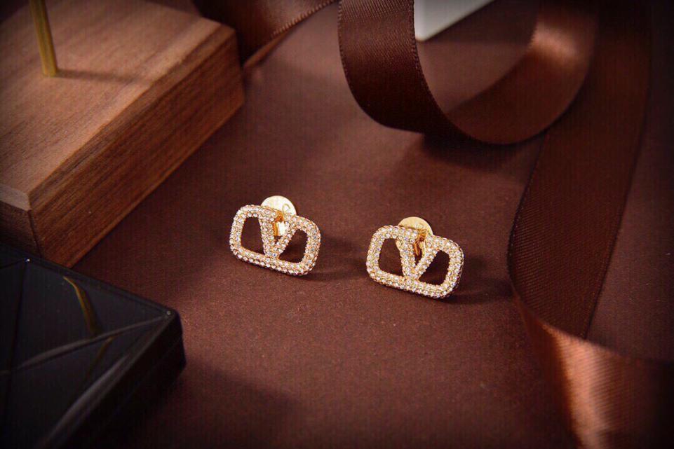 replik,replica,schmuck,1:1,beste,ohrringe,ring,Repliken Valentino-Ohrringe mit Volldiamanten replik,replica,schmuck,1:1,beste,ohrringe,ring,Repliken Valentino-Ohrringe mit Volldiamanten