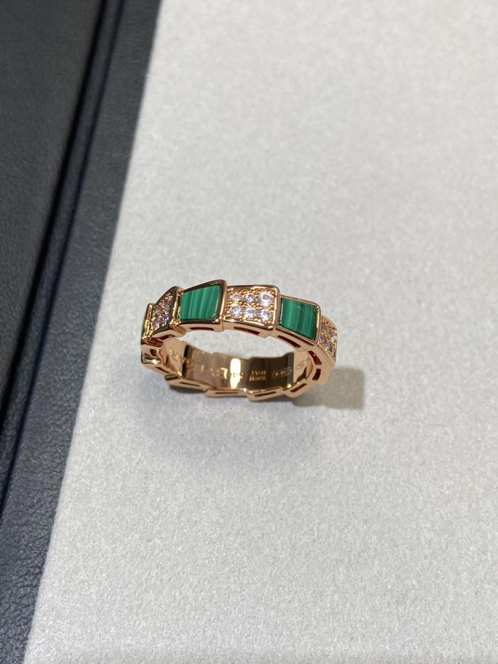 replik,replica,schmuck,1:1,beste,ohrringe,ring,Repliken Bvlgari Schlangenknochen-grüner Ring, breite Version replik,replica,schmuck,1:1,beste,ohrringe,ring,Repliken Bvlgari Schlangenknochen-grüner Ring, breite Version