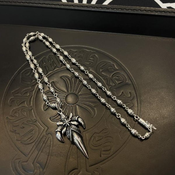 replik,replica,schmuck,1:1,beste,ohrringe,ring,Repliken Chrom-Herzen-Vintage-Kreuz-Blumen-Halskette