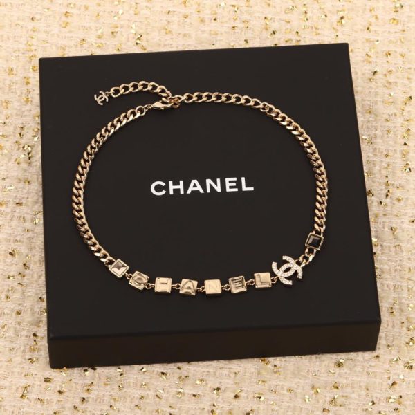 replik,replica,schmuck,1:1,beste,ohrringe,ring,Repliken Chanel-Anhänger, Doppel-C-Halskette aus schwarzer Emaille