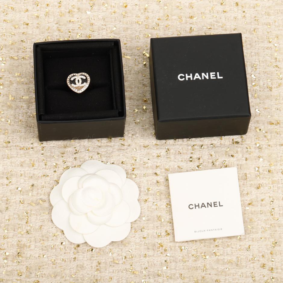 replik,replica,schmuck,1:1,beste,ohrringe,ring,Repliken Chanel kontrastierender Liebesring aus Schwarzgold replik,replica,schmuck,1:1,beste,ohrringe,ring,Repliken Chanel kontrastierender Liebesring aus Schwarzgold