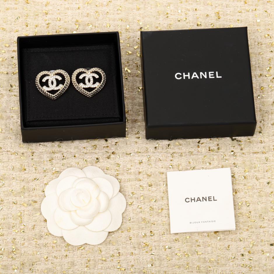 replik,replica,schmuck,1:1,beste,ohrringe,ring,Repliken Chanel hohle geflochtene Liebes-Doppel-C-Ohrringe replik,replica,schmuck,1:1,beste,ohrringe,ring,Repliken Chanel hohle geflochtene Liebes-Doppel-C-Ohrringe