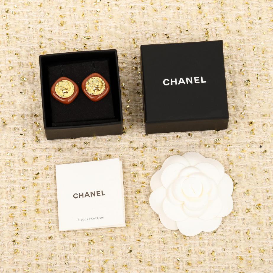 replik,replica,schmuck,1:1,beste,ohrringe,ring,Repliken Chanel-Ohrringe aus braunem Gold mit Münzen replik,replica,schmuck,1:1,beste,ohrringe,ring,Repliken Chanel-Ohrringe aus braunem Gold mit Münzen