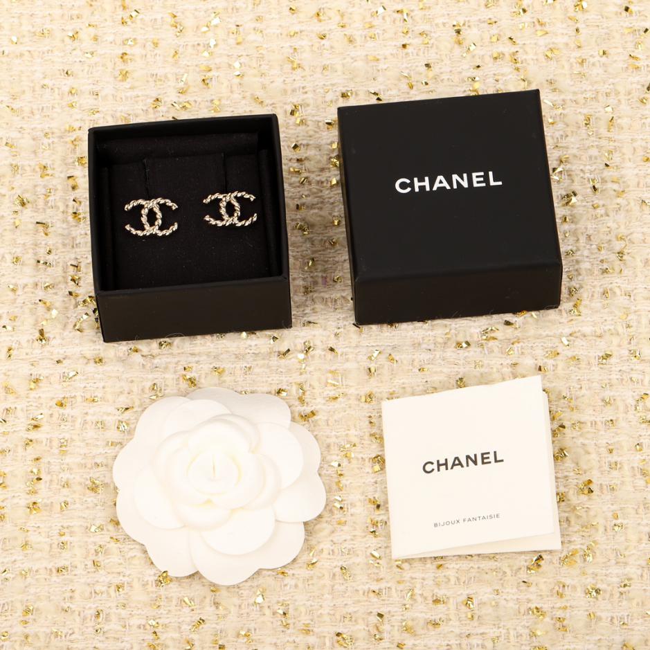 replik,replica,schmuck,1:1,beste,ohrringe,ring,Repliken Chanel verdrehte Doppel-C-Ohrringe replik,replica,schmuck,1:1,beste,ohrringe,ring,Repliken Chanel verdrehte Doppel-C-Ohrringe
