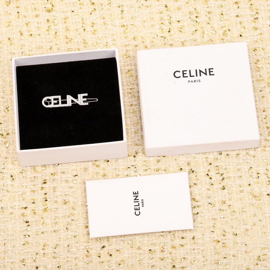 replik,replica,schmuck,1:1,beste,ohrringe,ring,Repliken Haarspange mit Logo von Celine mit Diamanten replik,replica,schmuck,1:1,beste,ohrringe,ring,Repliken Haarspange mit Logo von Celine mit Diamanten