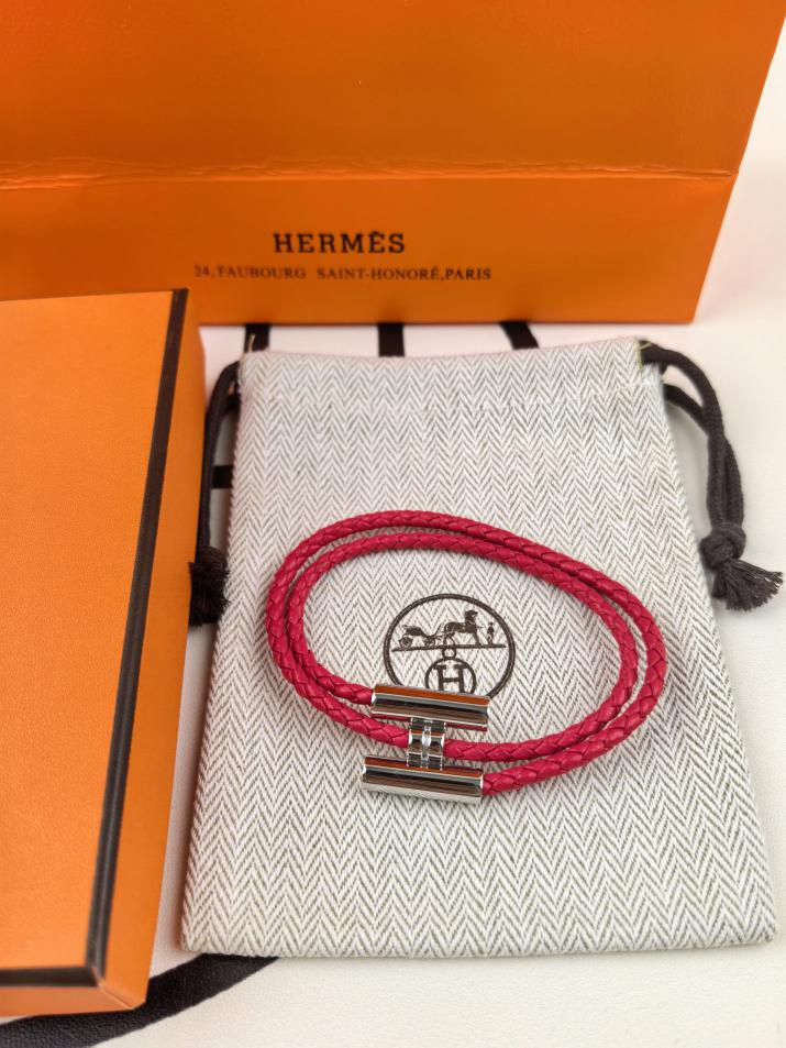 replik,replica,schmuck,1:1,beste,ohrringe,ring,Repliken Hermès-Doppelkreis-H-Lederarmband aus glänzendem Silber/verbessertes Modell replik,replica,schmuck,1:1,beste,ohrringe,ring,Repliken Hermès-Doppelkreis-H-Lederarmband aus glänzendem Silber/verbessertes Modell