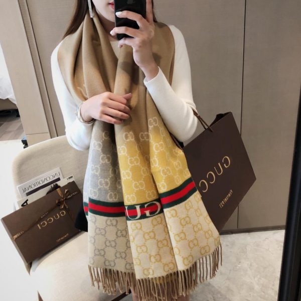 replik,replica,schmuck,1:1,beste,ohrringe,ring,Repliken Neuer doppelseitiger Jacquard-Langbartschal von Gucci