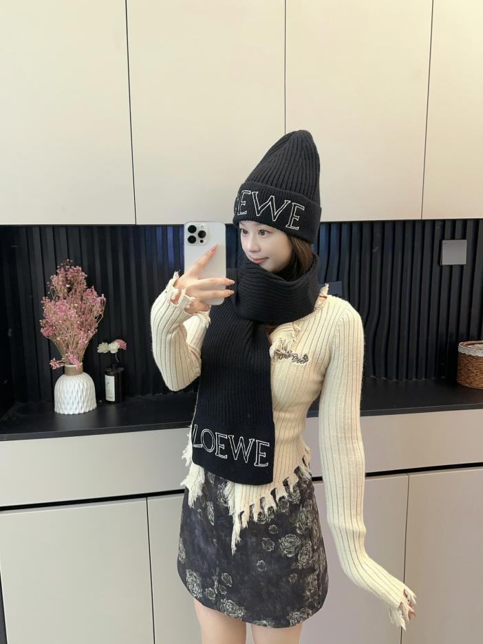 replik,replica,schmuck,1:1,beste,ohrringe,ring,Repliken Loewe neuer klassischer Anzug-Mützenschal replik,replica,schmuck,1:1,beste,ohrringe,ring,Repliken Loewe neuer klassischer Anzug-Mützenschal
