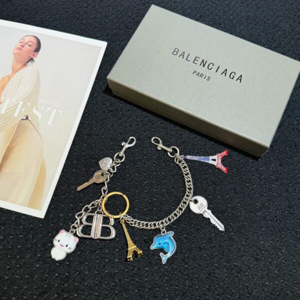 replik,replica,schmuck,1:1,beste,ohrringe,ring,Repliken Balenciaga LE CITY Tower Schlüsseltaschenanhänger (978F)