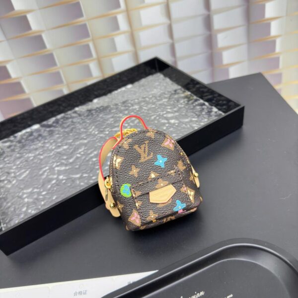 replik,replica,schmuck,1:1,beste,ohrringe,ring,Repliken Louis Vuitton Mini-Umhängetasche mit Schlüsselanhänger (C2DD)