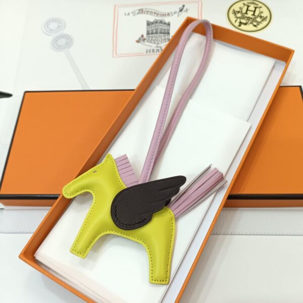 replik,replica,schmuck,1:1,beste,ohrringe,ring,Repliken HMMMMS Mini Pegasus Schaffell Top Version (3FDF)
