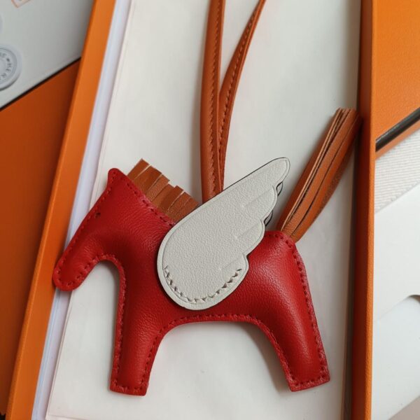 replik,replica,schmuck,1:1,beste,ohrringe,ring,Repliken HMMMMS Mini Pegasus Schaffell-Top-Version (423E)