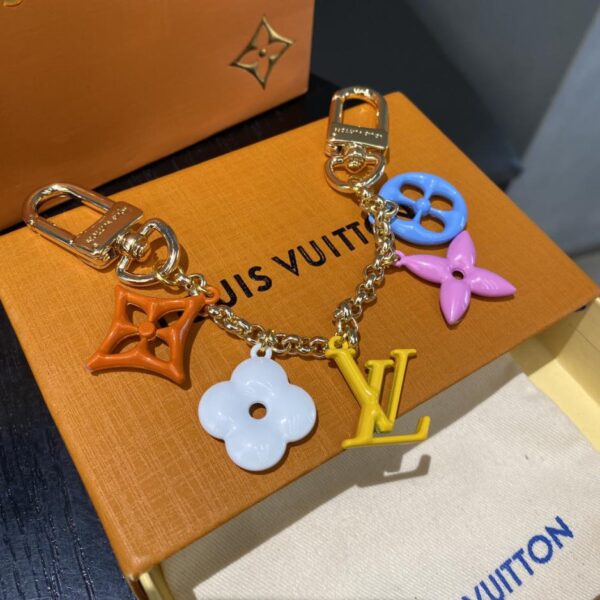 replik,replica,schmuck,1:1,beste,ohrringe,ring,Repliken Louis Vuitton M00356BLOSSOM DREAM Kettentaschenanhänger (57CF)