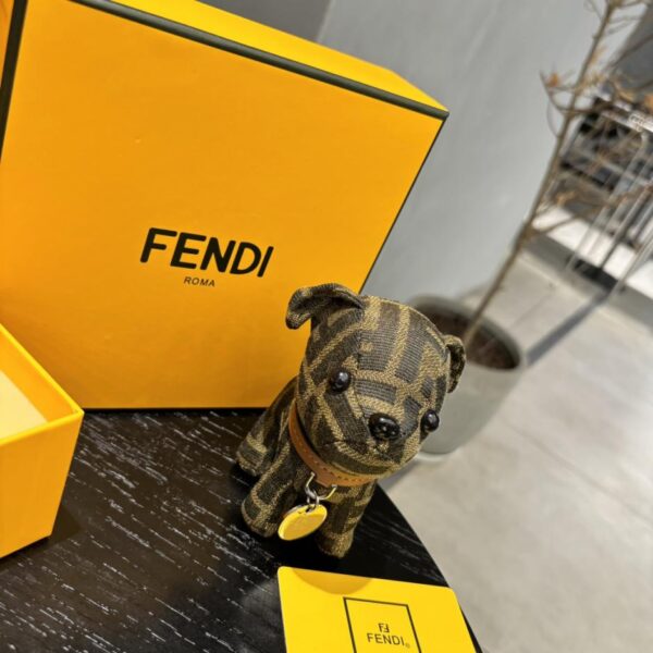 replik,replica,schmuck,1:1,beste,ohrringe,ring,Repliken Neu FENDI Fendi Limited Edition Schlüsselanhänger mit Hunde-Reparaturtaschen-Anhänger (42BB)