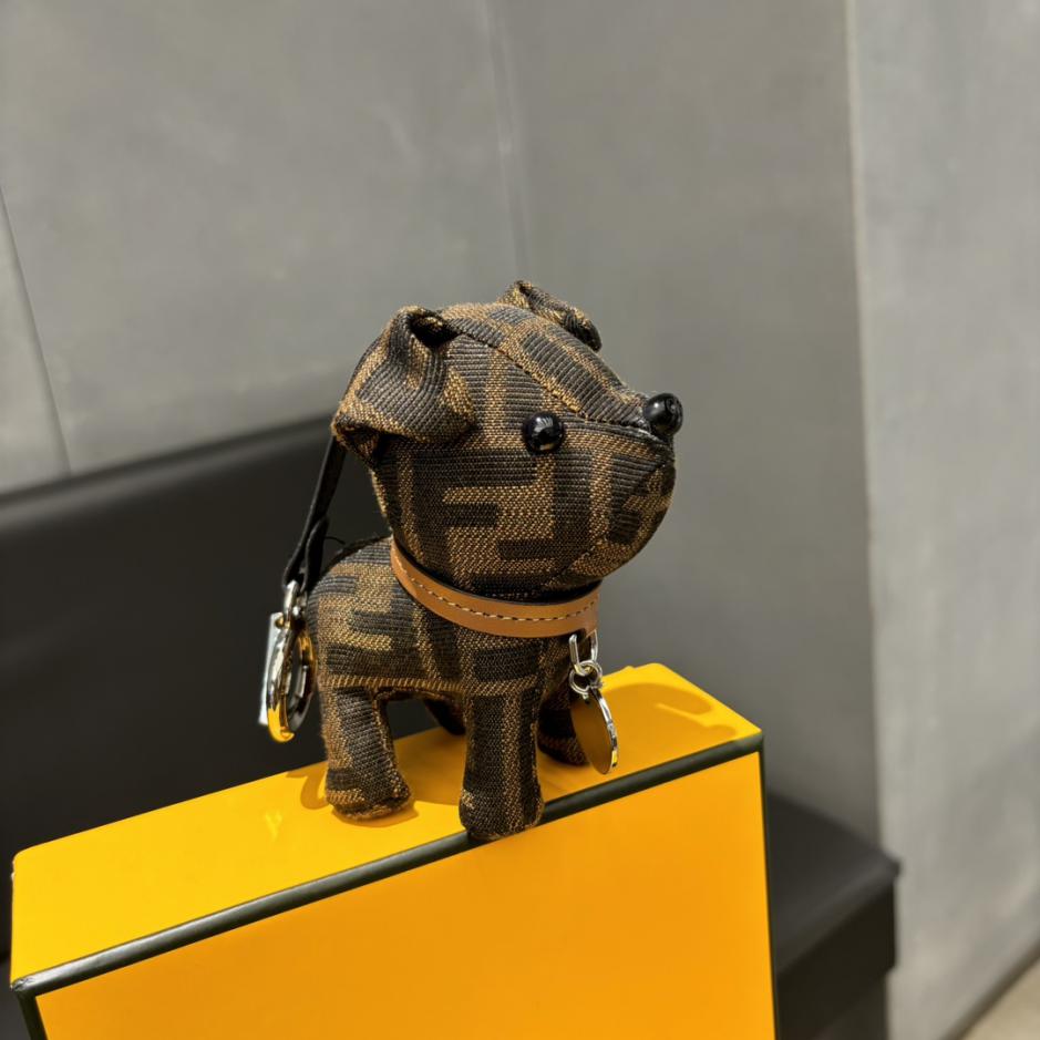 replik,replica,schmuck,1:1,beste,ohrringe,ring,Repliken Neue FENDI Fendi Limited Edition Schlüsselanhänger mit Hunde-Reparaturtaschen-Anhänger (EA54) replik,replica,schmuck,1:1,beste,ohrringe,ring,Repliken Neue FENDI Fendi Limited Edition Schlüsselanhänger mit Hunde-Reparaturtaschen-Anhänger (EA54)