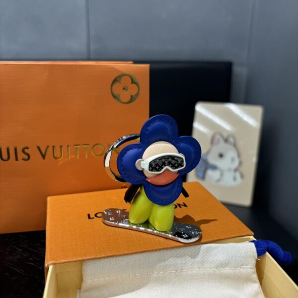 replik,replica,schmuck,1:1,beste,ohrringe,ring,Repliken Louis Vuitton Herren neuer Maskottchen-Taschen-Schlüsselanhänger M00965 10E7)