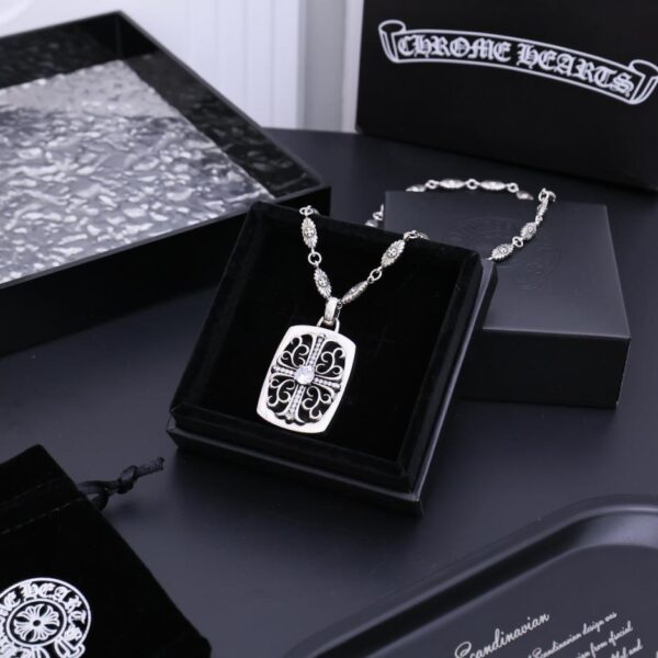replik,replica,schmuck,1:1,beste,ohrringe,ring,Repliken Krähenherz-Halskette (39FA)
