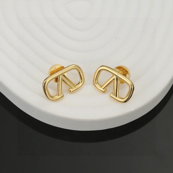 replik,replica,schmuck,1:1,beste,ohrringe,ring,Repliken  Valentino Valentino V-Ohrringe mit Logo (408C)