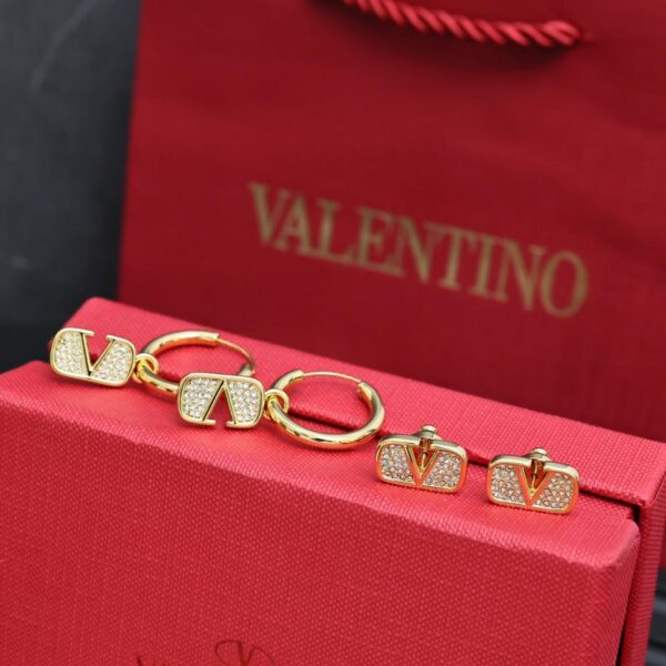 replik,replica,schmuck,1:1,beste,ohrringe,ring,Repliken Valentino neue Volldiamant-Buchstabenohrringe, Ohrringe (1456)