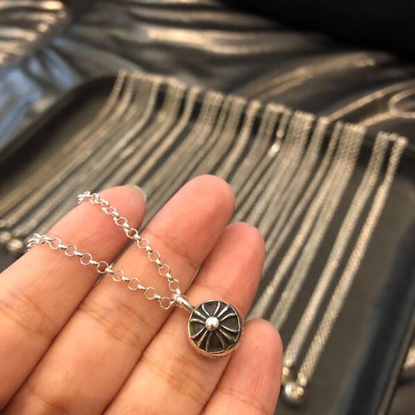 replik,replica,schmuck,1:1,beste,ohrringe,ring,Repliken Chromherz-Kreuzkugel-Halskette