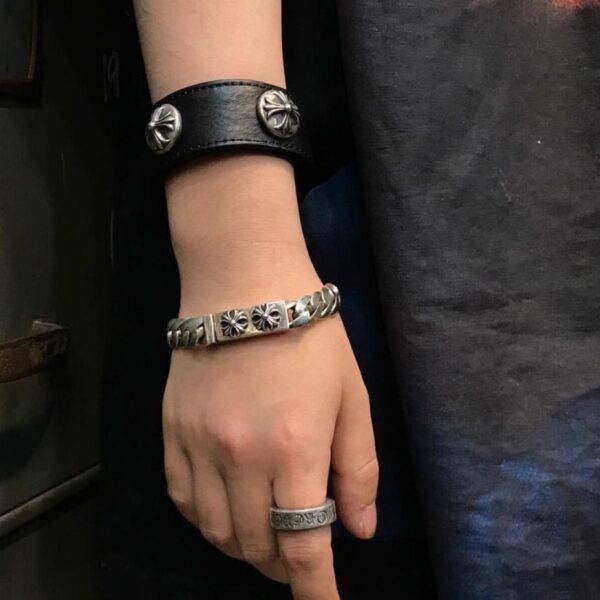 replik,replica,schmuck,1:1,beste,ohrringe,ring,Repliken Mittelgroßes Doppelkreuz-Armband mit Chromherzen