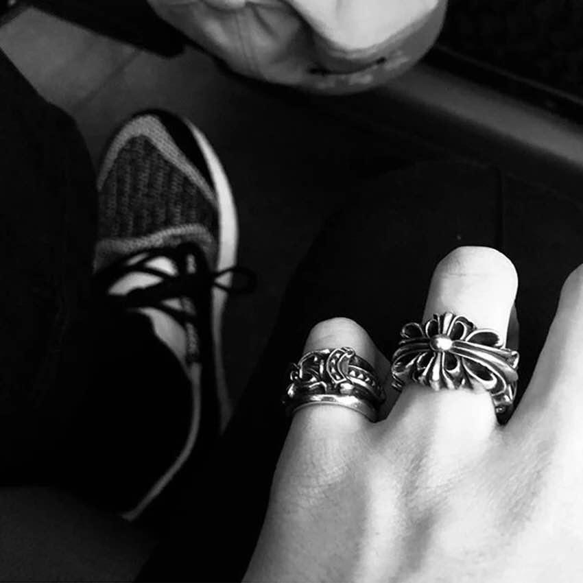 replik,replica,schmuck,1:1,beste,ohrringe,ring,Repliken Krähenherz-Schwertring. 460500 replik,replica,schmuck,1:1,beste,ohrringe,ring,Repliken Krähenherz-Schwertring. 460500