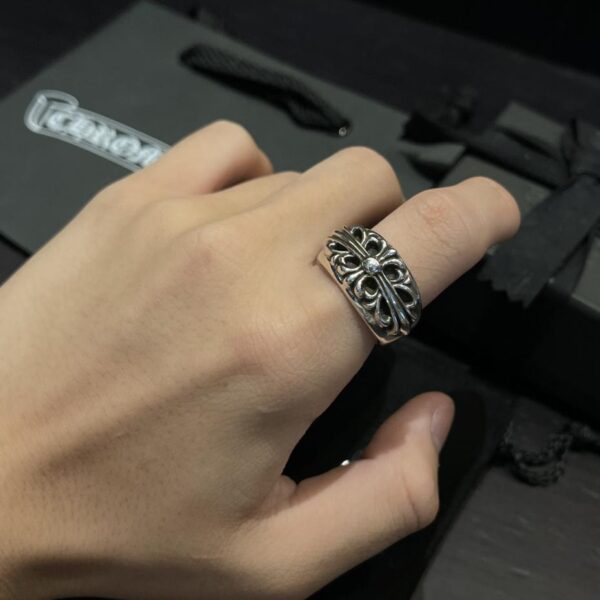 replik,replica,schmuck,1:1,beste,ohrringe,ring,Repliken Schmaler Ring „Hearts Watcher“ aus Chrom