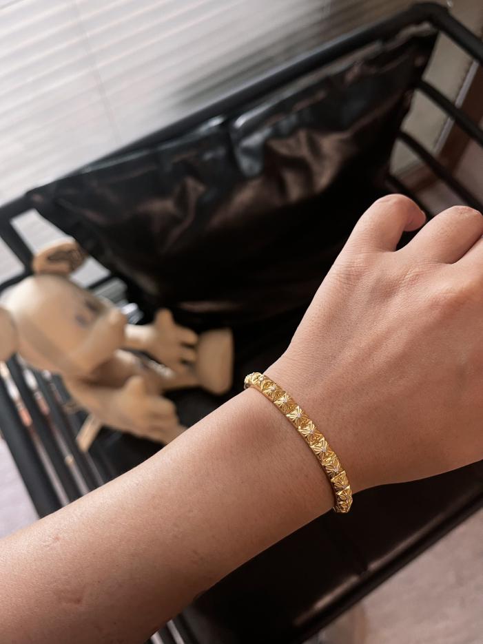 replik,replica,schmuck,1:1,beste,ohrringe,ring,Repliken Chrome Hearts-Armband mit vergoldetem Steinkreuz und feinem Karomuster replik,replica,schmuck,1:1,beste,ohrringe,ring,Repliken Chrome Hearts-Armband mit vergoldetem Steinkreuz und feinem Karomuster