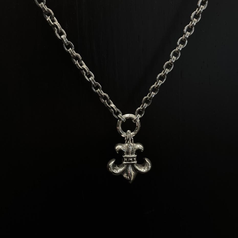 replik,replica,schmuck,1:1,beste,ohrringe,ring,Repliken Chrome Hearts Chrome Hearts Scout Flower Integrierte Halskette replik,replica,schmuck,1:1,beste,ohrringe,ring,Repliken Chrome Hearts Chrome Hearts Scout Flower Integrierte Halskette