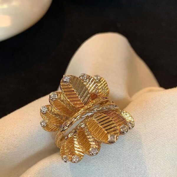 replik,replica,schmuck,1:1,beste,ohrringe,ring,Repliken Der nach Maß gefertigte Ring aus der Cartier-Kaffeebohnenserie ist so schön, dass er sich wie eine Königin aus Gold anfühlt.