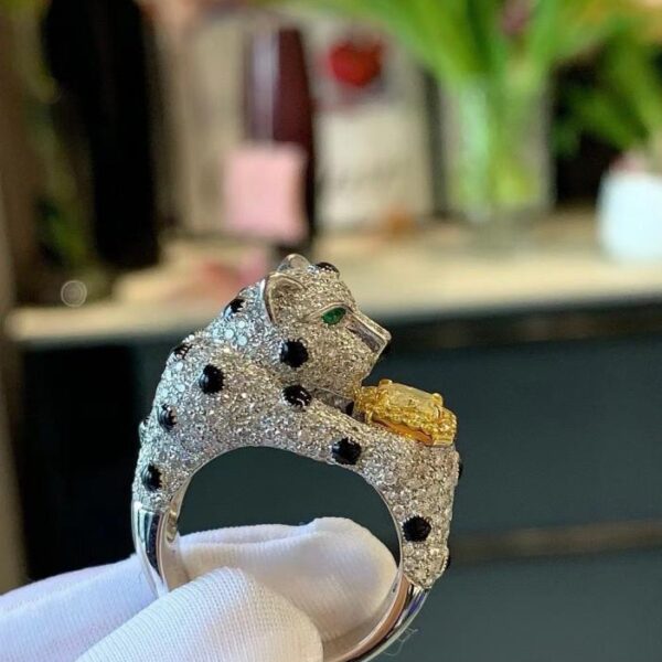 replik,replica,schmuck,1:1,beste,ohrringe,ring,Repliken Maßgeschneiderter Cartier-Leopardenring aus 18 Karat Gold mit gelbem Diamant, der einen Mann und eine Frau enthauptet, so cool (28A2)