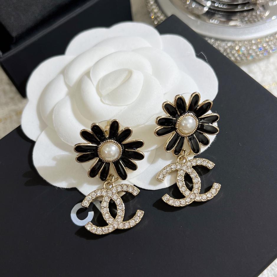 replik,replica,schmuck,1:1,beste,ohrringe,ring,Repliken Chanel Gänseblümchen-Emaille-Ohrstecker (6C68) replik,replica,schmuck,1:1,beste,ohrringe,ring,Repliken Chanel Gänseblümchen-Emaille-Ohrstecker (6C68)