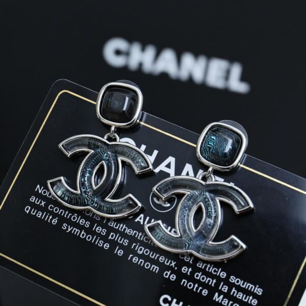 replik,replica,schmuck,1:1,beste,ohrringe,ring,Repliken Neueste Chanel-Brosche mit Buchstaben „CC“ voller Diamanten (7A3A)