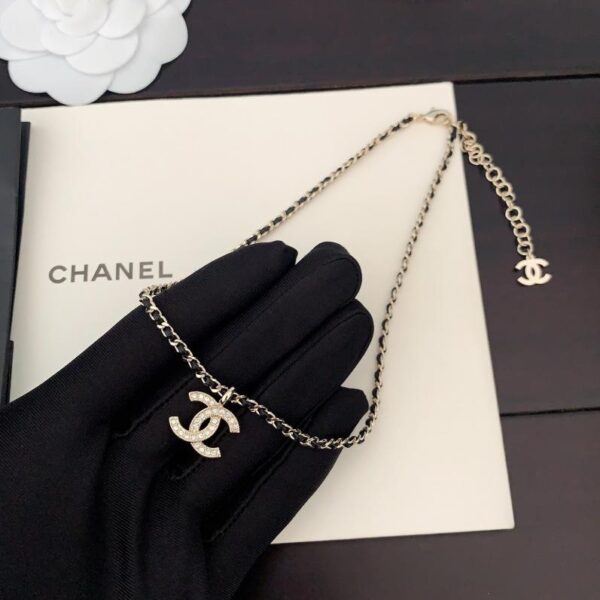 replik,replica,schmuck,1:1,beste,ohrringe,ring,Repliken Chanel neueste schwarz-weiße Diamantschleifenbrosche (92FC)