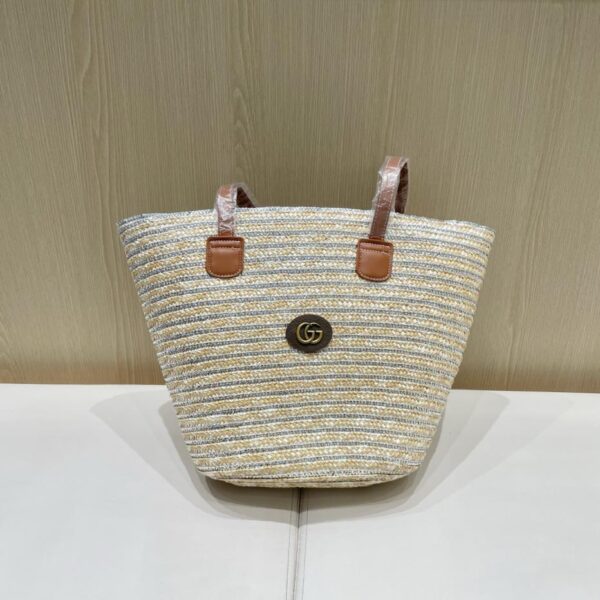 replik,replica,schmuck,1:1,beste,ohrringe,ring,Repliken Chanel Herbst und Winter beliebte gewebte große Tasche im Resort-Stil