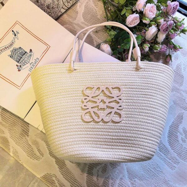replik,replica,schmuck,1:1,beste,ohrringe,ring,Repliken Loewe Basketa｜Sommerliche Sonnenblumenverpackung