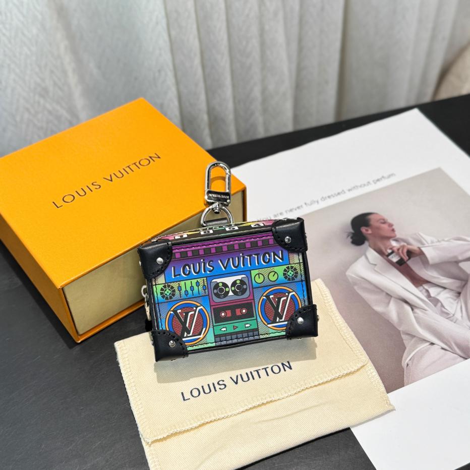 replik,replica,schmuck,1:1,beste,ohrringe,ring,Repliken Louis Vuitton Stereo Taschenanhänger, Taschendekoration, Box, Tasche, Geldbörse, Schlüsselanhänger replik,replica,schmuck,1:1,beste,ohrringe,ring,Repliken Louis Vuitton Stereo Taschenanhänger, Taschendekoration, Box, Tasche, Geldbörse, Schlüsselanhänger
