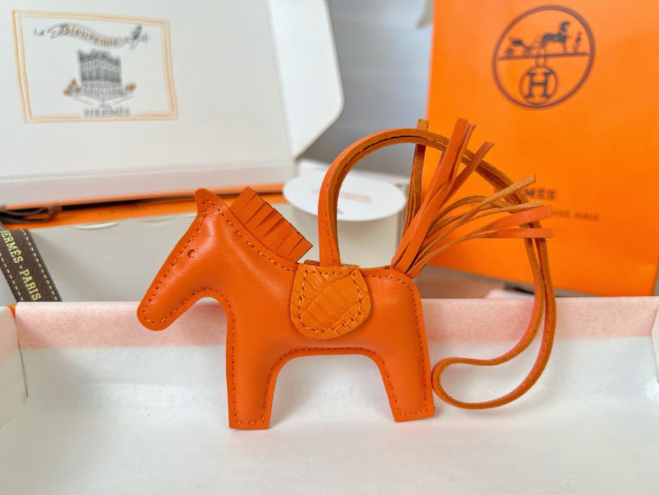 replik,replica,schmuck,1:1,beste,ohrringe,ring,Repliken Original hochwertiger HERMES Rodeo Pegase Taschenanhänger und Schlüsselanhänger mit handgefertigten Nähten replik,replica,schmuck,1:1,beste,ohrringe,ring,Repliken Original hochwertiger HERMES Rodeo Pegase Taschenanhänger und Schlüsselanhänger mit handgefertigten Nähten