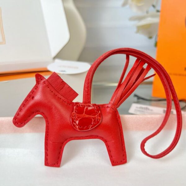 replik,replica,schmuck,1:1,beste,ohrringe,ring,Repliken Original hochwertiger HERMES Rodeo Pegase Taschenanhänger und Schlüsselanhänger mit handgefertigten Nähten