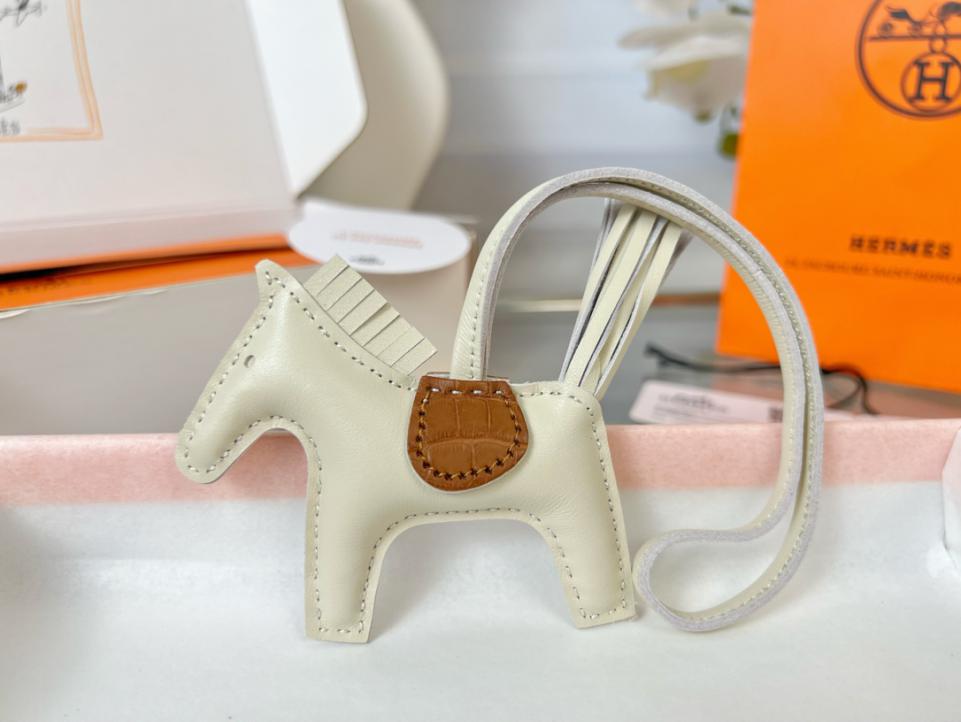 replik,replica,schmuck,1:1,beste,ohrringe,ring,Repliken Original hochwertiger HERMES Rodeo Pegase Taschenanhänger und Schlüsselanhänger mit handgefertigten Nähten replik,replica,schmuck,1:1,beste,ohrringe,ring,Repliken Original hochwertiger HERMES Rodeo Pegase Taschenanhänger und Schlüsselanhänger mit handgefertigten Nähten