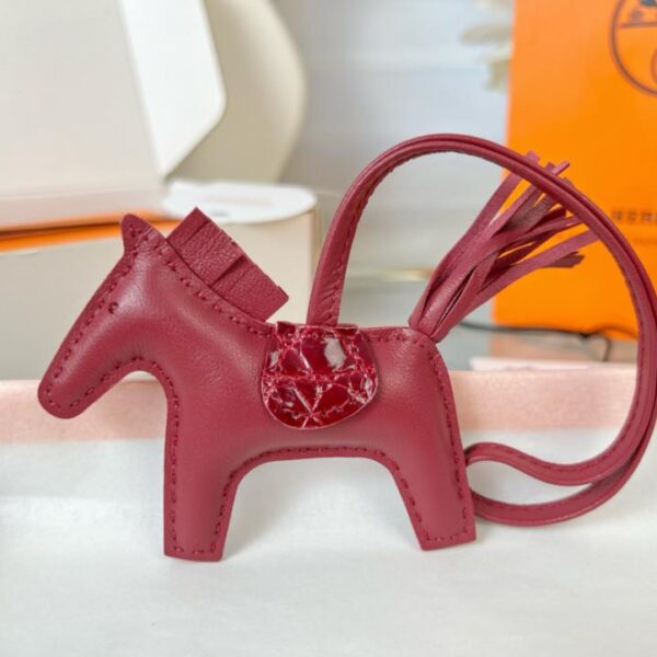 replik,replica,schmuck,1:1,beste,ohrringe,ring,Repliken Original hochwertiger HERMES Rodeo Pegase Taschenanhänger und Schlüsselanhänger mit handgefertigten Nähten