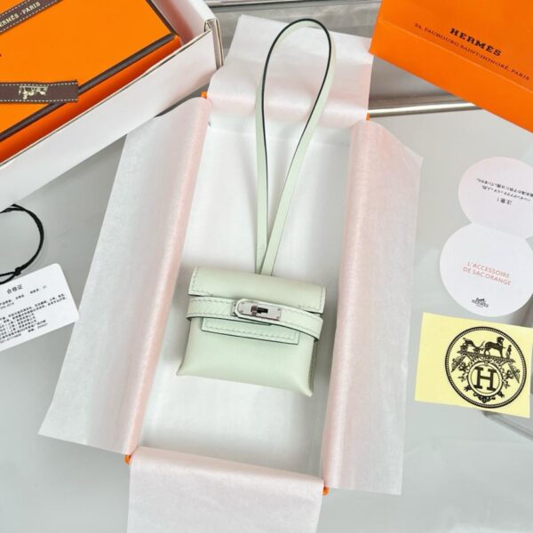 replik,replica,schmuck,1:1,beste,ohrringe,ring,Repliken HERMES Kelly Kopfhörer-Taschenanhänger, exquisites Originalprodukt, rein handgefertigt mit Nähten