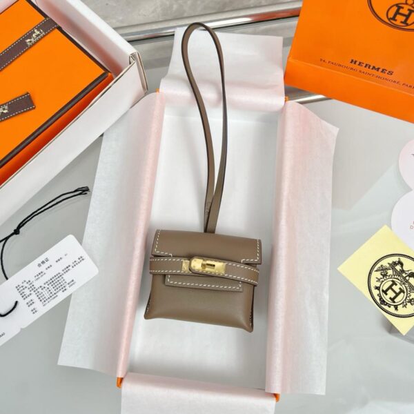 replik,replica,schmuck,1:1,beste,ohrringe,ring,Repliken HERMES Kelly Kopfhörer-Taschenanhänger, exquisites Originalprodukt, rein handgefertigt mit Nähten